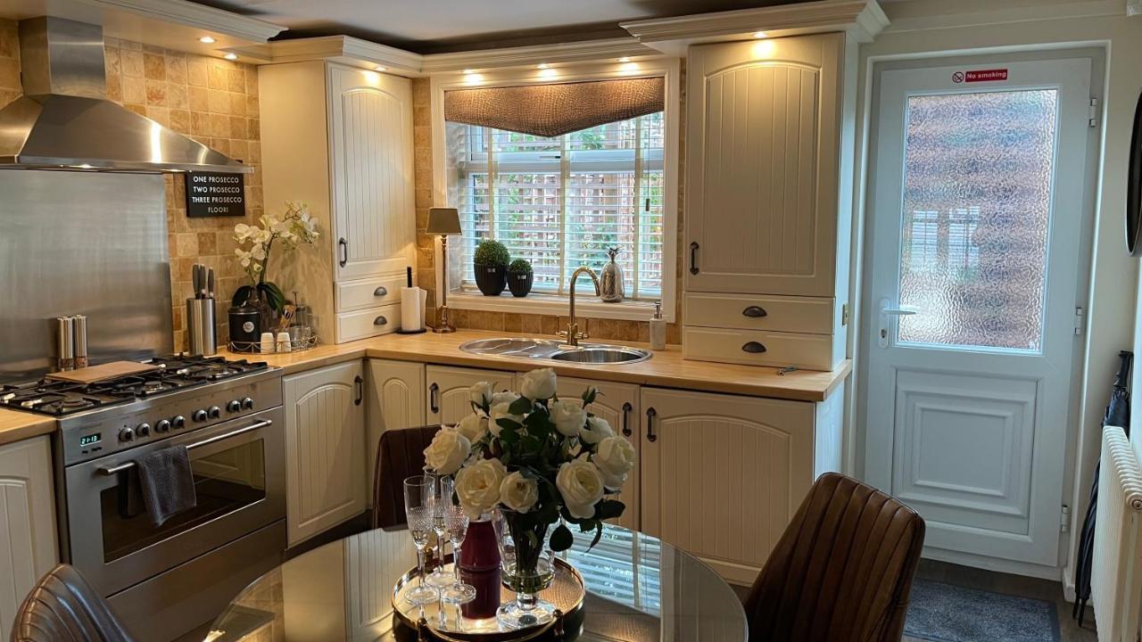 Cosy Cottage Central Bawtry - 2 Bedroom - High End Furnishings 외부 사진