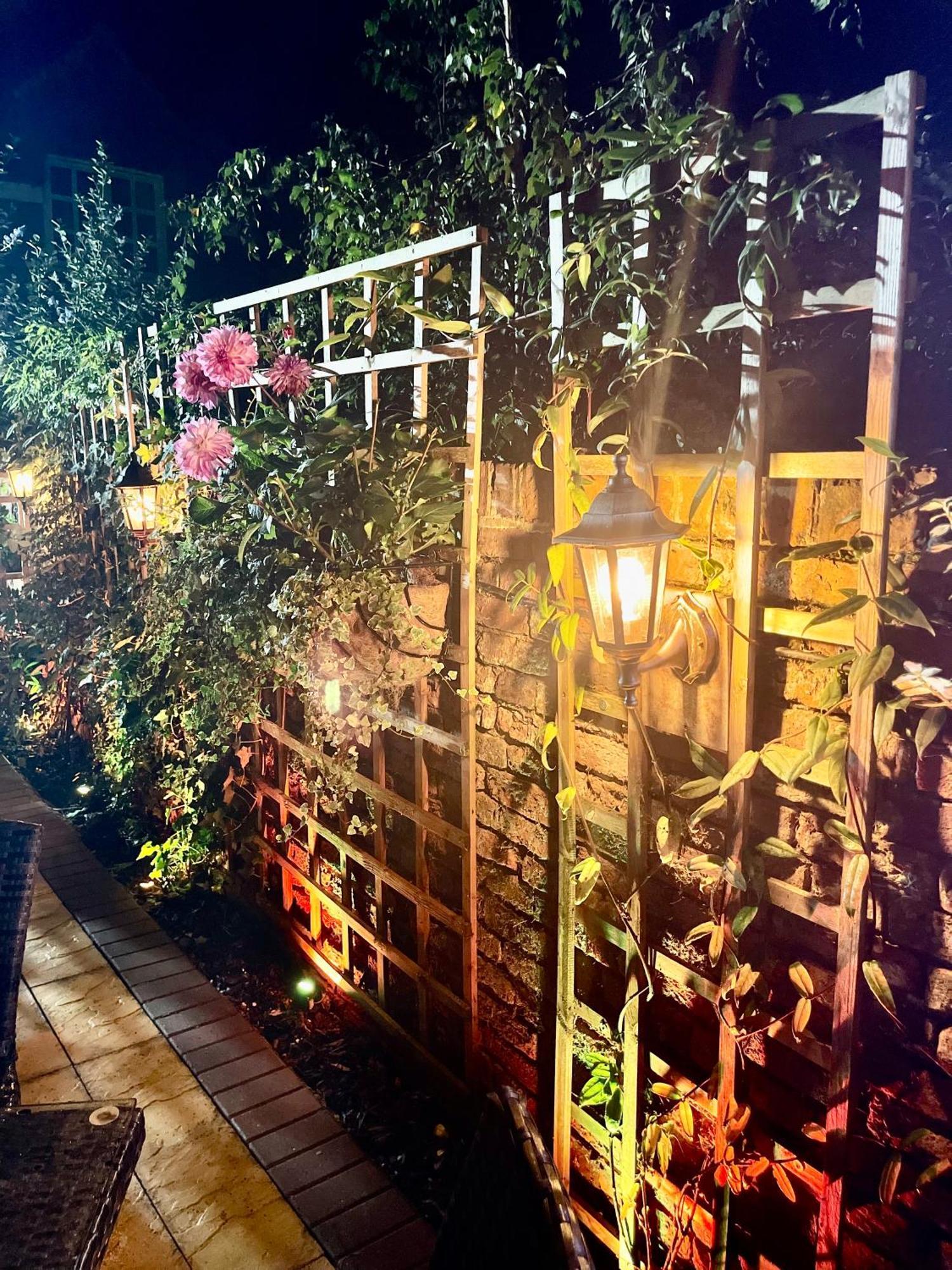 Cosy Cottage Central Bawtry - 2 Bedroom - High End Furnishings 외부 사진