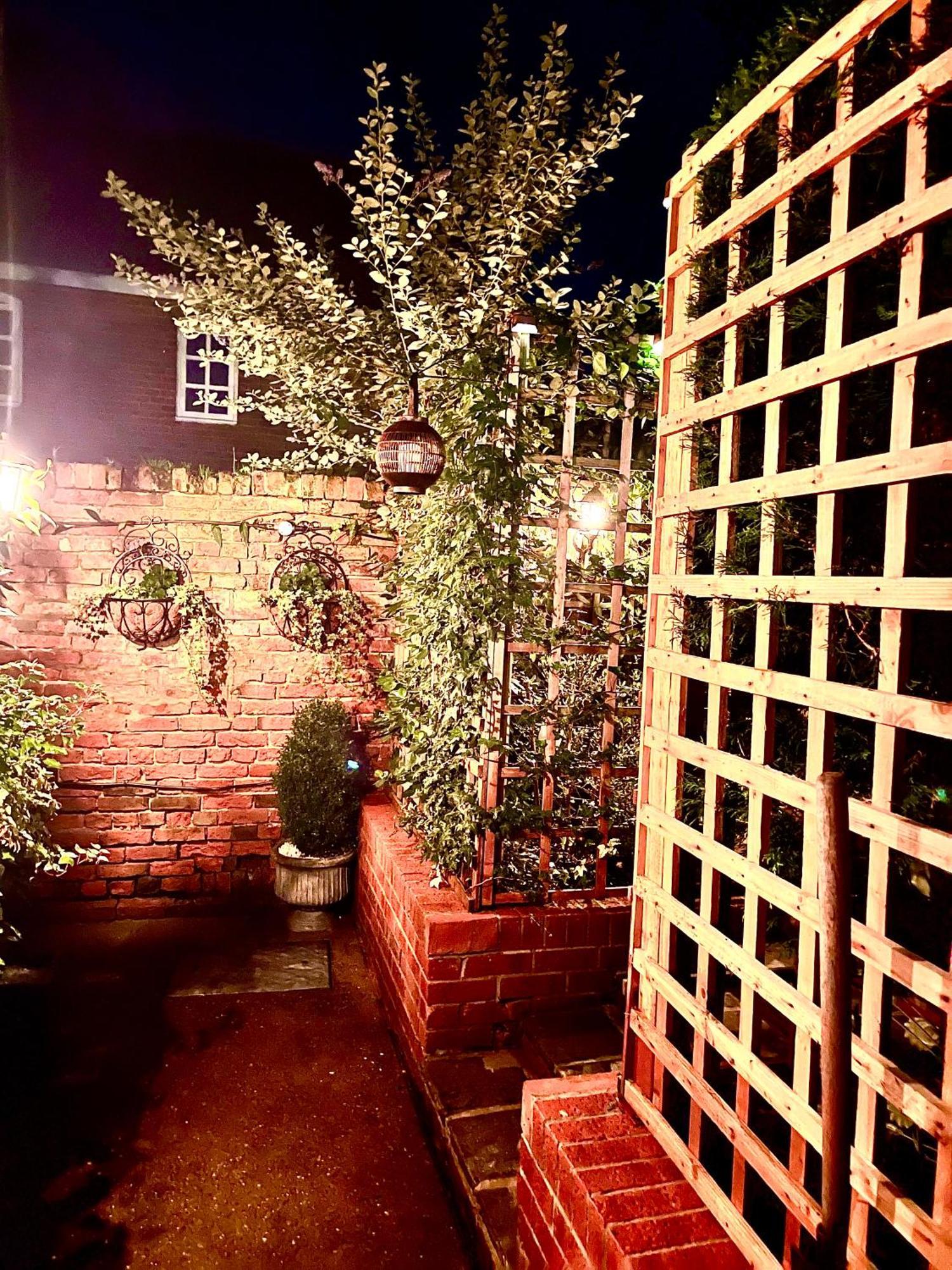 Cosy Cottage Central Bawtry - 2 Bedroom - High End Furnishings 외부 사진